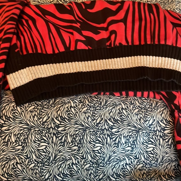 Central Park West sweater hoodie - Picture 4 of 5